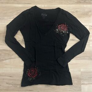 Sinful Black Long Sleeve Size Medium V-Neck Top with Red Rose Rhinestones